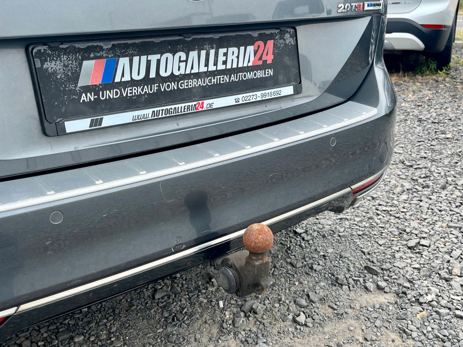 Fahrzeugabbildung Volkswagen 2.0 TSI DSG R-LINE/HIGHLINE Navi Pano AHK LED SP