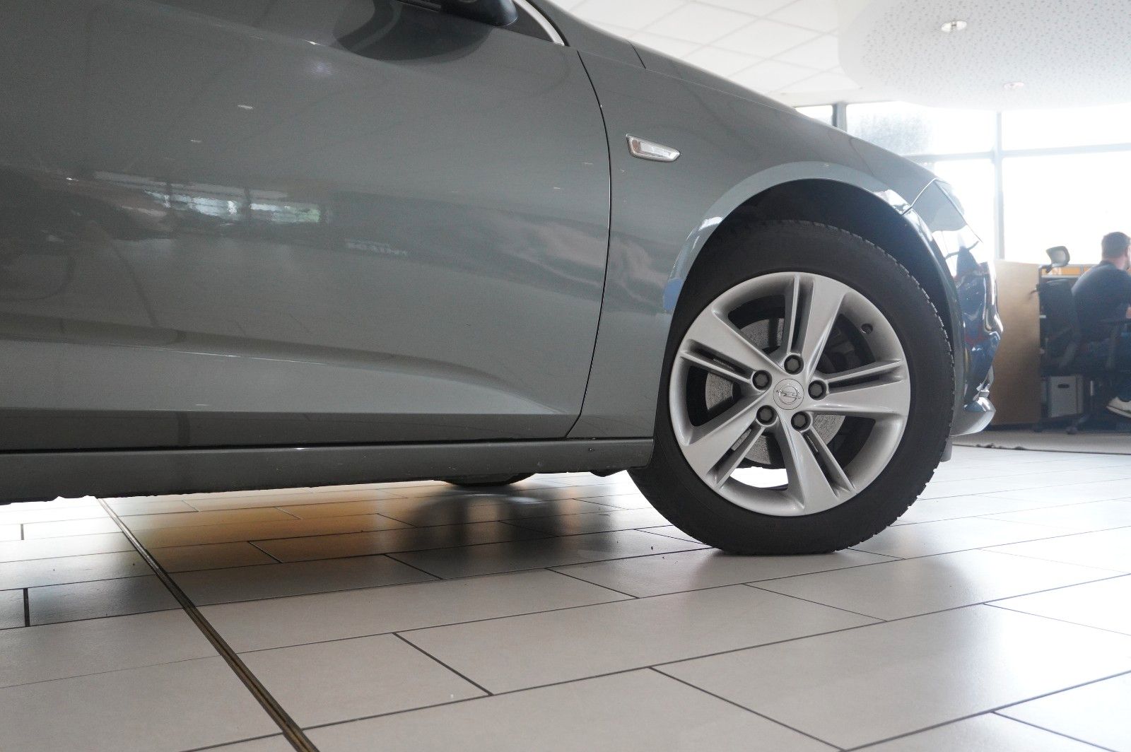 Fahrzeugabbildung Opel Insignia B ST 1.6D INNOV. NAVI/LED/KAMERA/SH/AHK