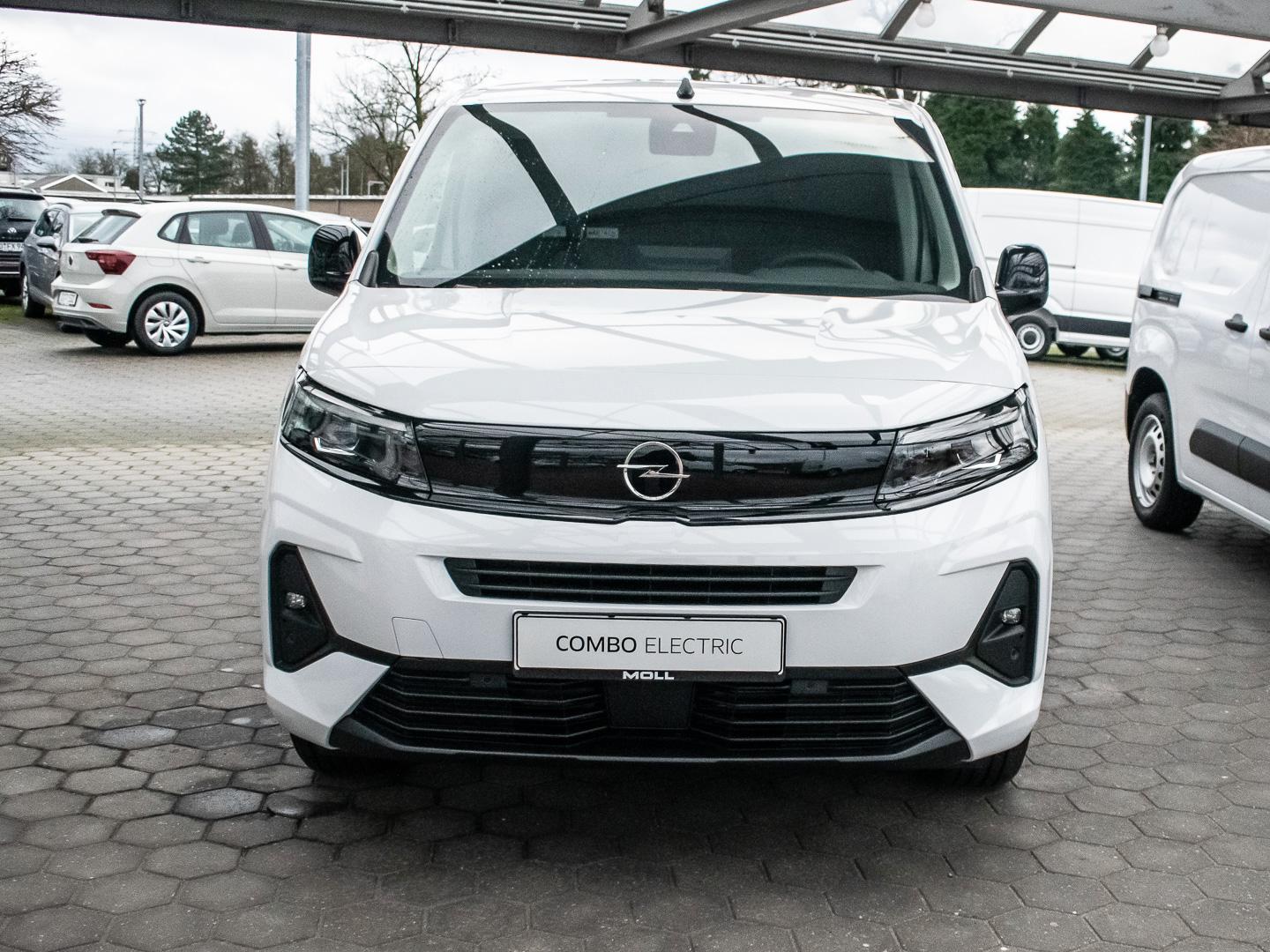 Opel Combo e Cargo 100kw *RFK*BT*NAV*