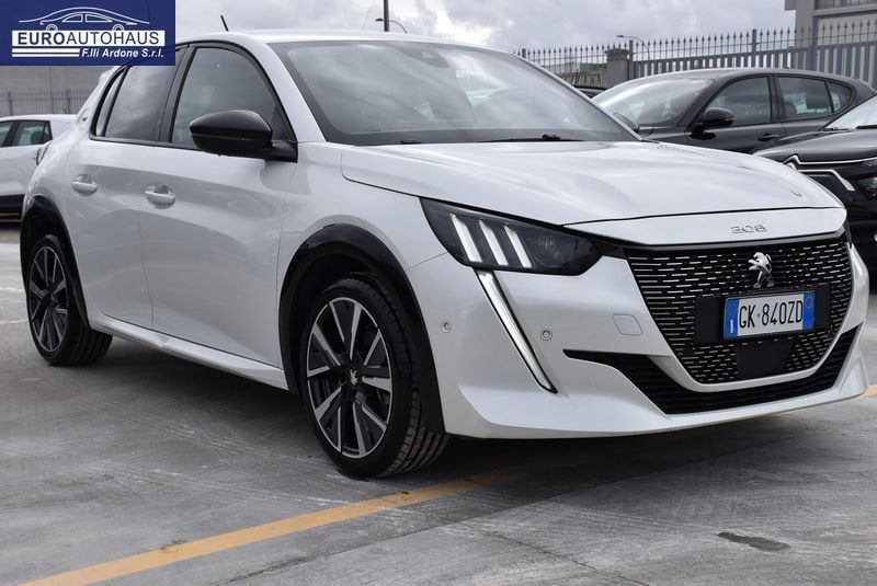 Peugeot 208 GT PureTech 130 EAT8 S/S auto imagem 3
