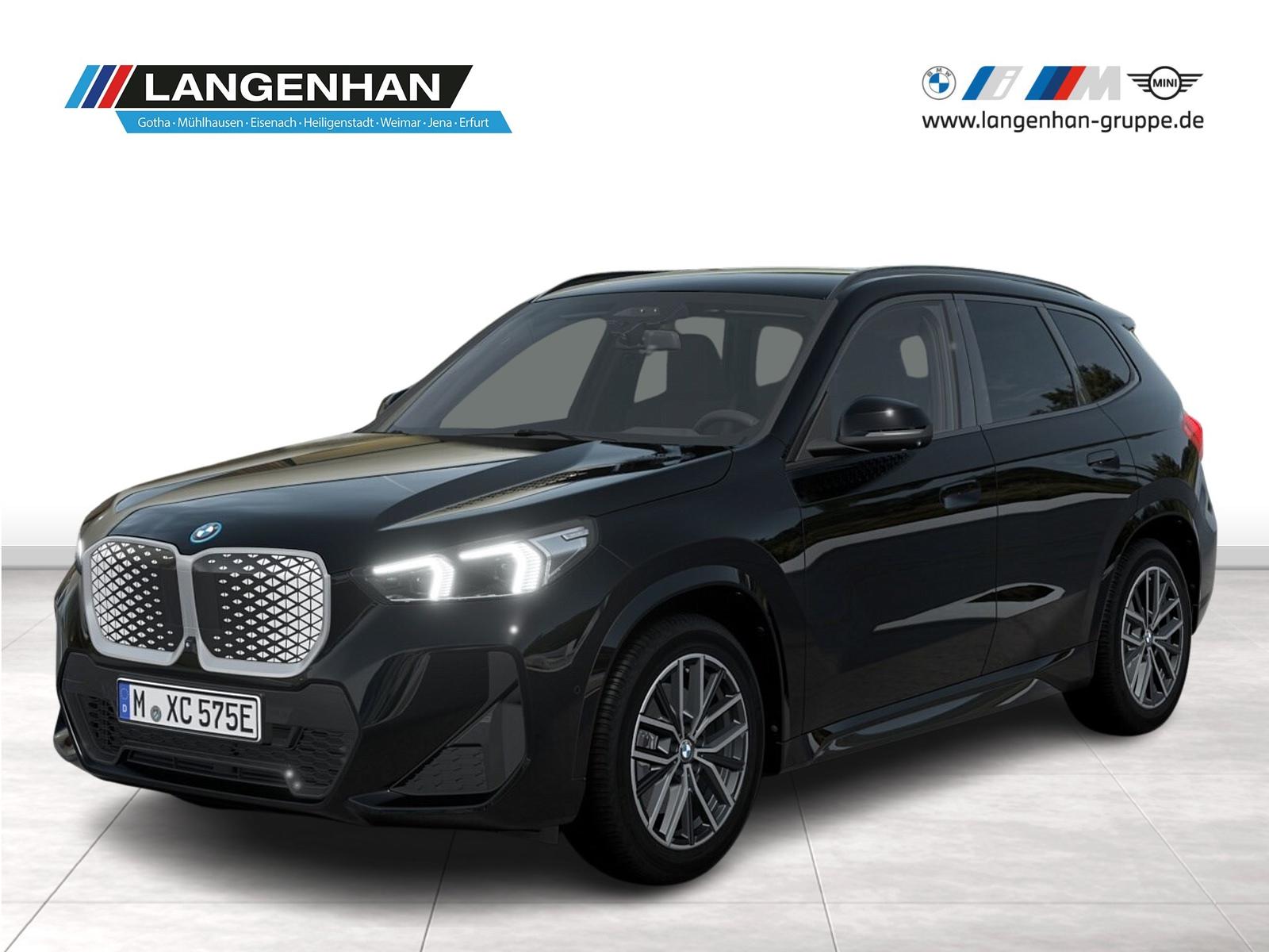 BMW iX1 xDrive30 M Sport HUD AHK Lenkradheizung