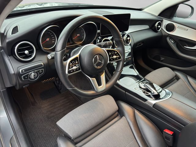 Fahrzeugabbildung Mercedes-Benz C 180 T Avantgarde+LED+Navi+Kamera+Spur+AHK