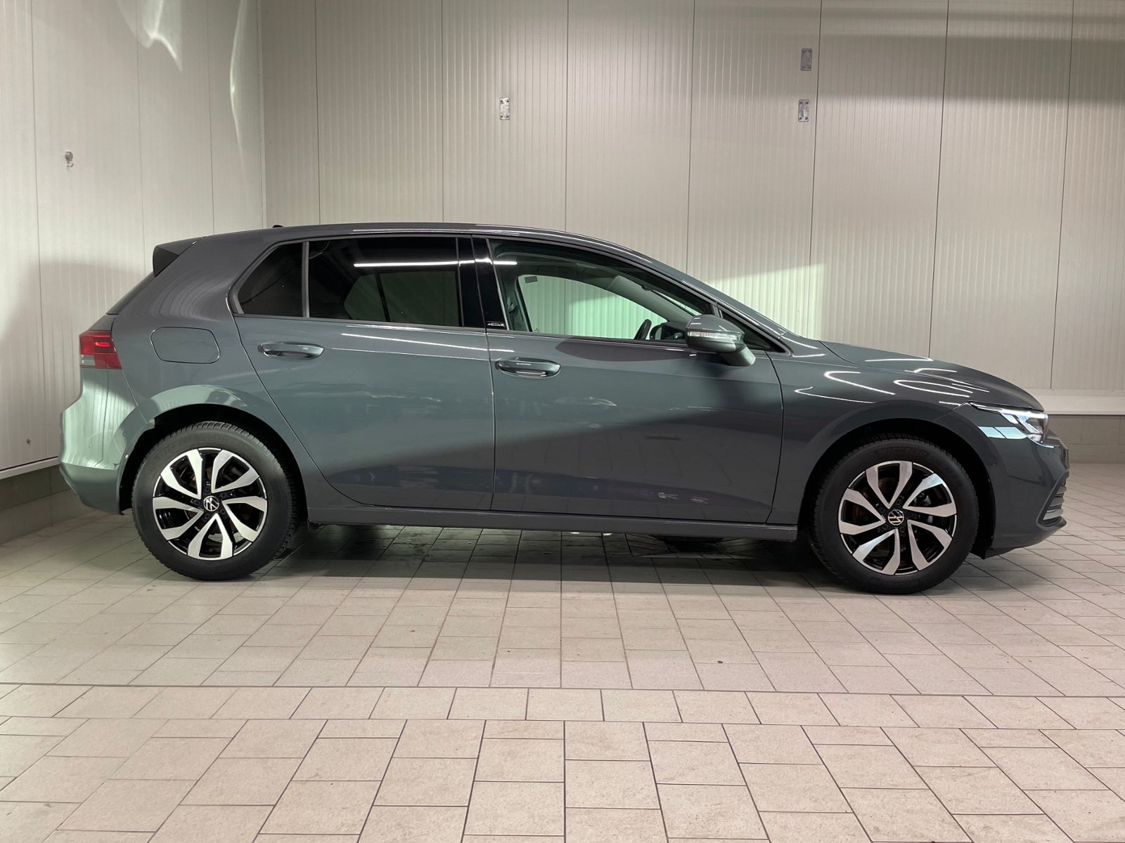 Golf VIII Active 1.5 TSI KLIMA NAVI PDC