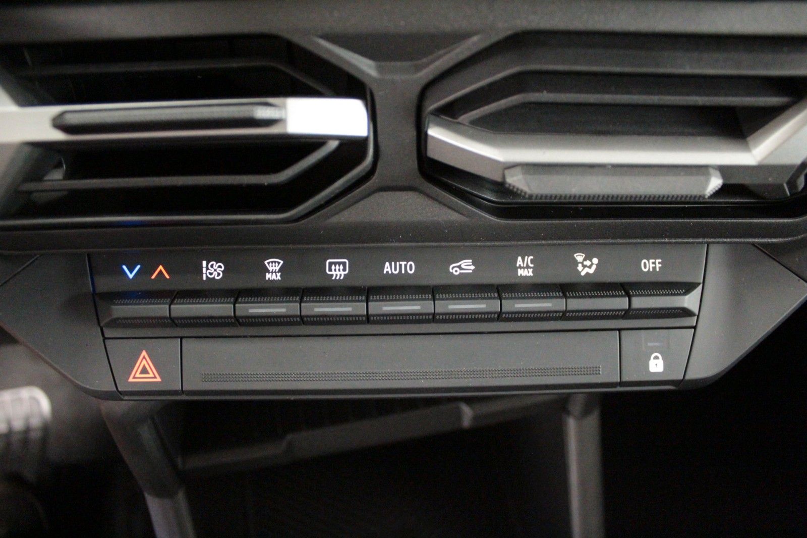 Fahrzeugabbildung Dacia Duster mild hybrid 130 Journey*Winterpaket*