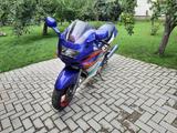 Kawasaki ZZR 600 E - KAWASAKI ZZR 600