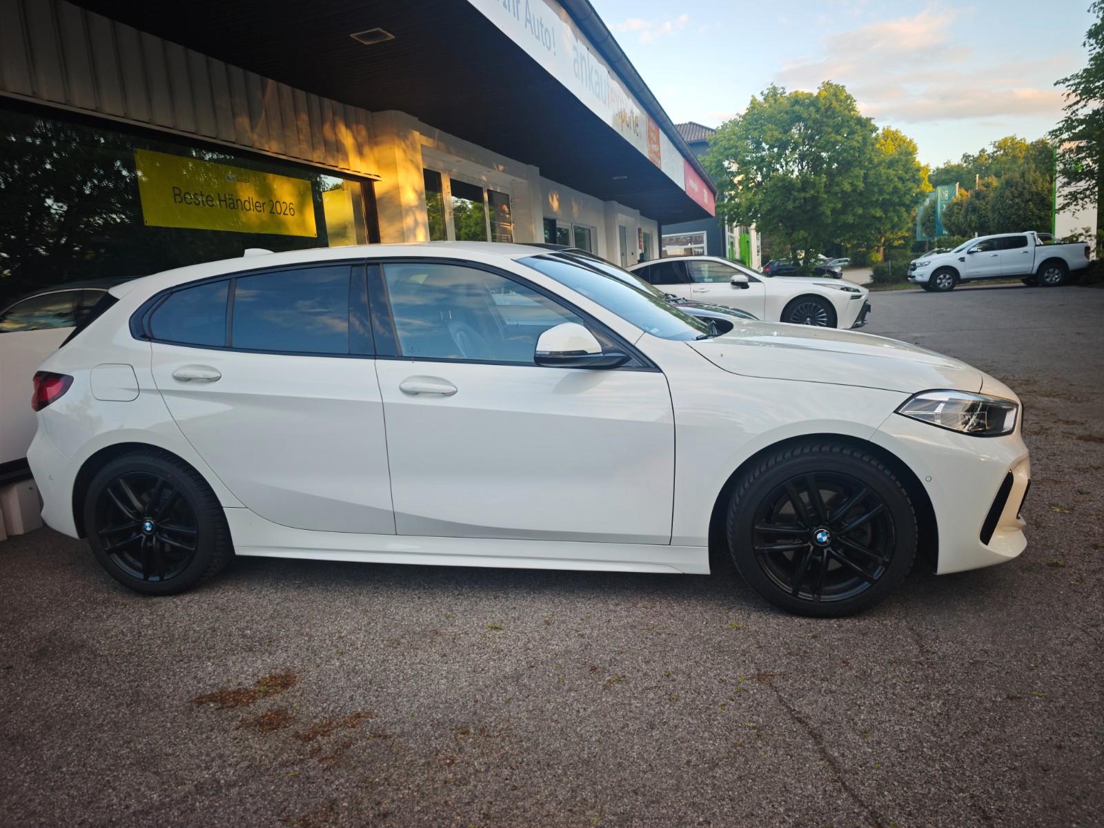 BMW 118 1 Limousine 118 d M Sport Shadow Leder