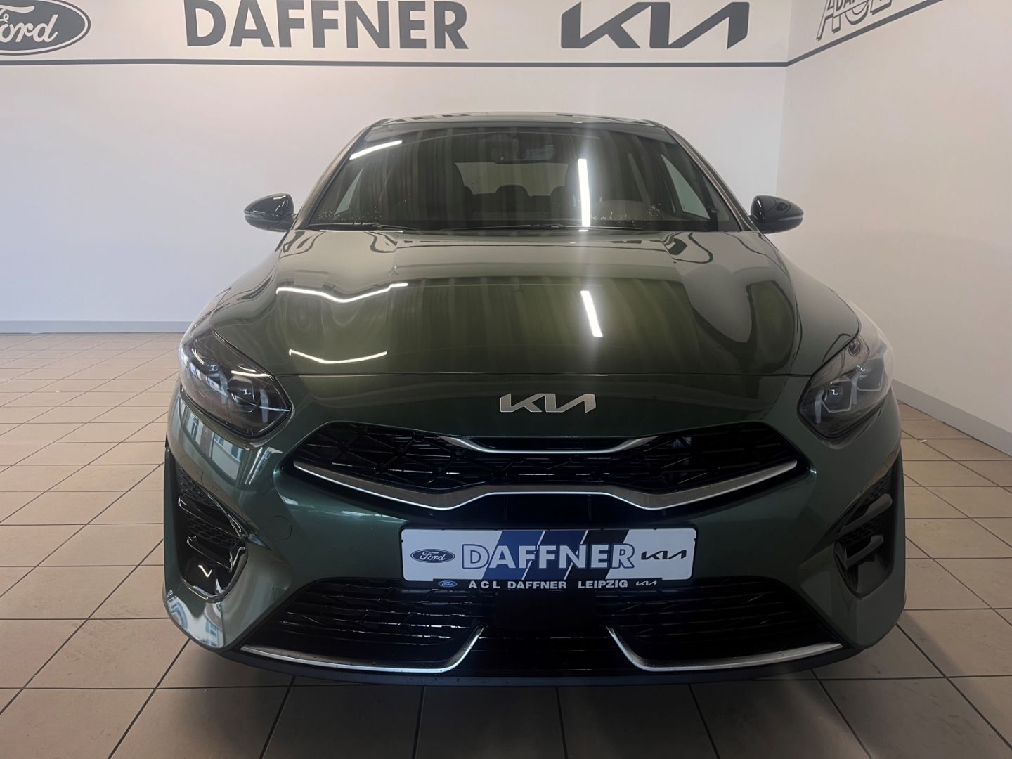 Fahrzeugabbildung Kia Ceed 1.5 GT-Line MEMORY VerkehrszeichenERK LED