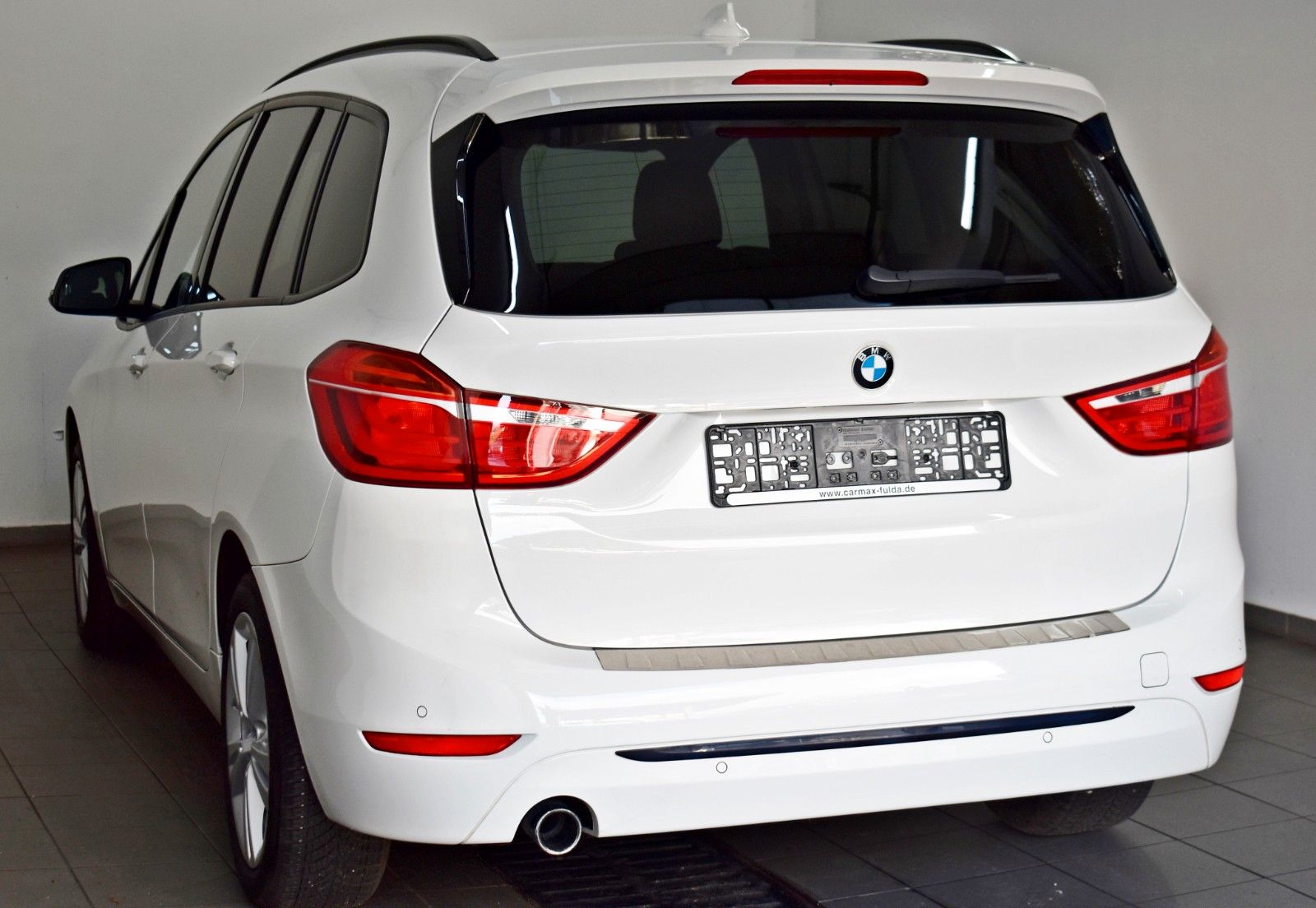 Fahrzeugabbildung BMW 218 i Gran Tourer Sport Line, 7 Sitzer,SH,PDC,