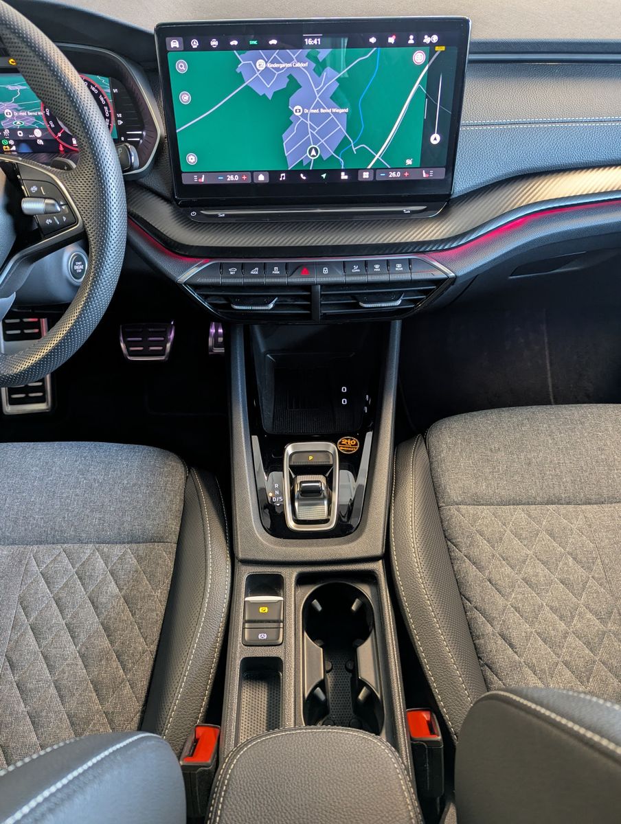 SKODA Octavia 2.0 TDI Sportline Matix Canton AHK 5J-Ga - Image 21