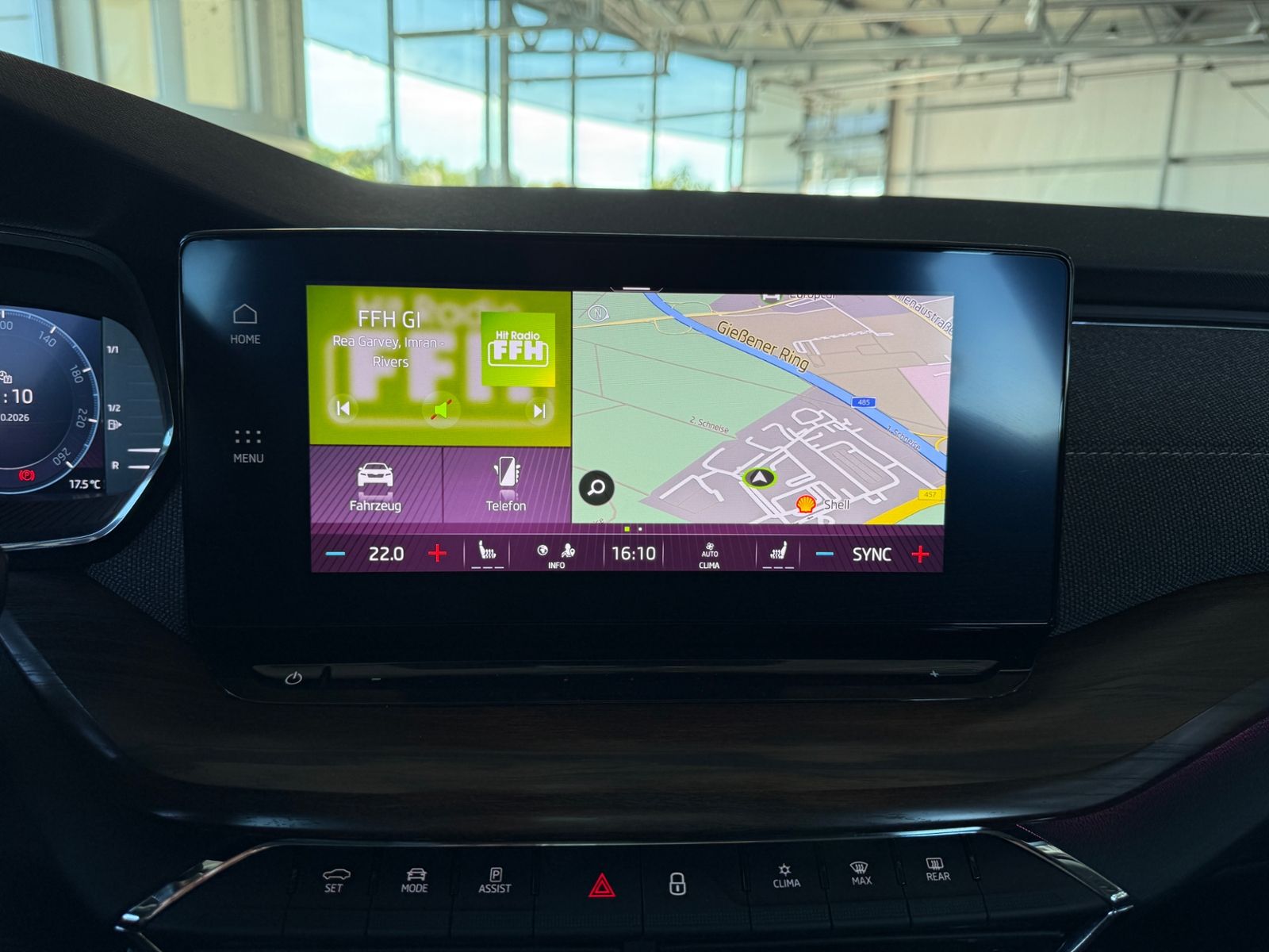 Fahrzeugabbildung SKODA Octavia Combi Scout 4x4 KAM ACC HUD LED