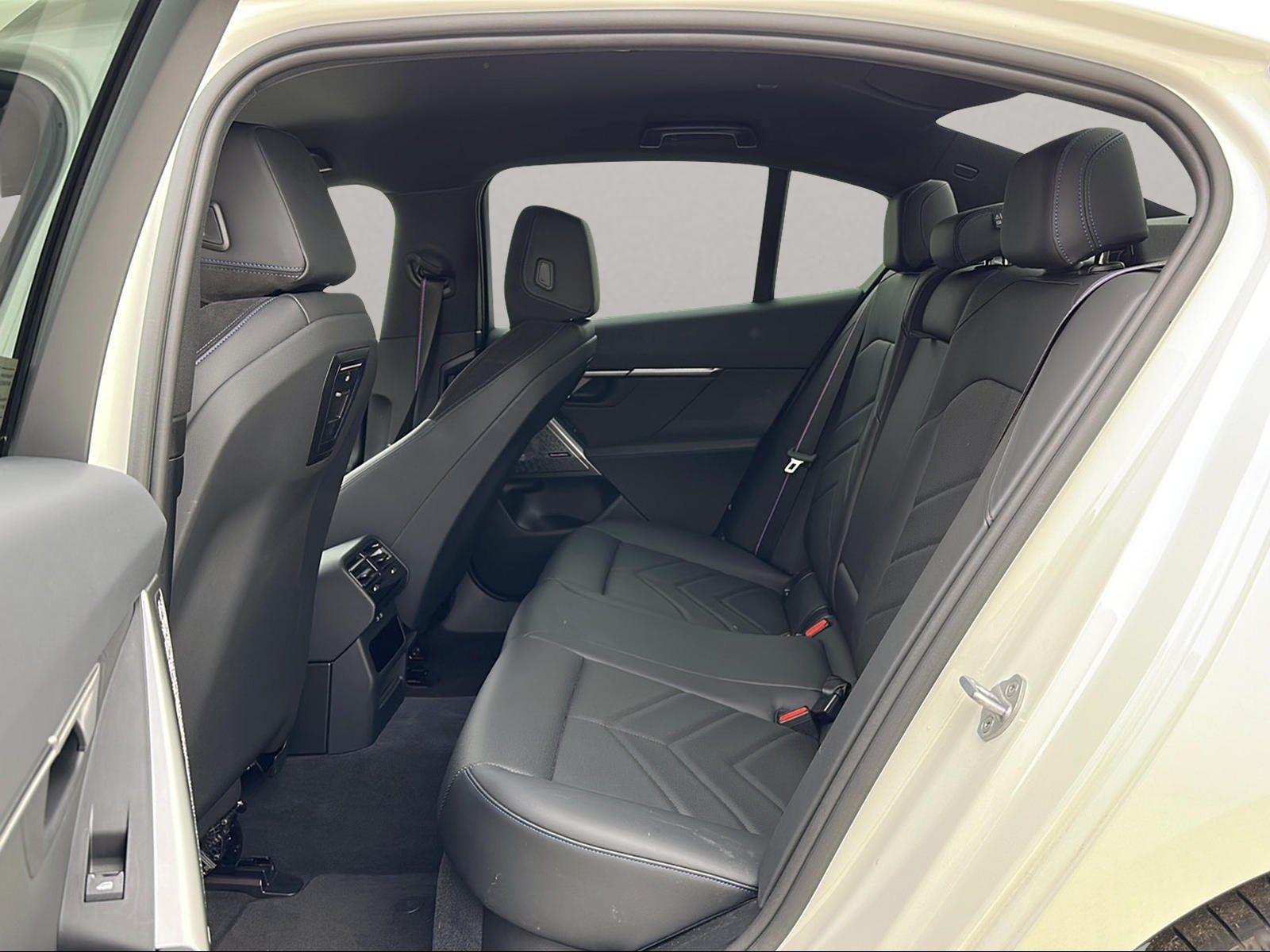 BMW 550 - Bild 18