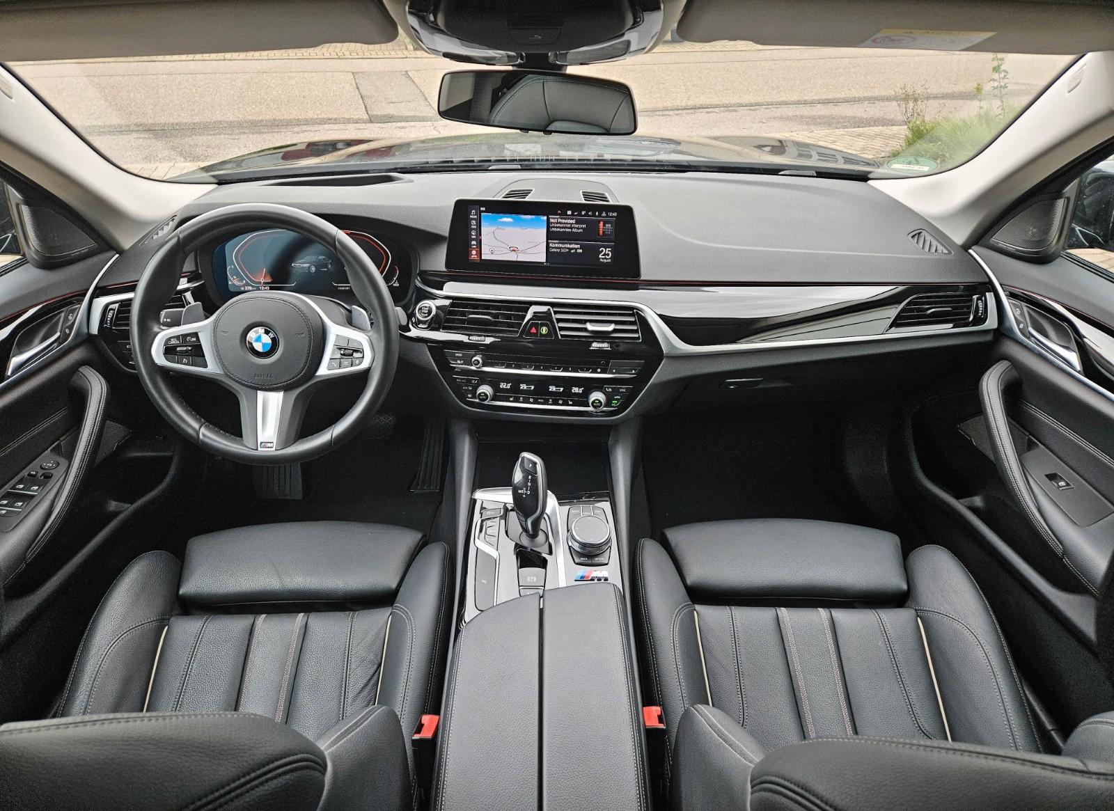 BMW 530 i Sport Line  INDIVIDUAL