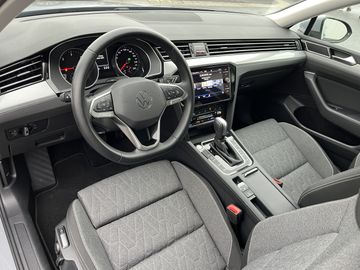 Volkswagen Passat Variant - 12
