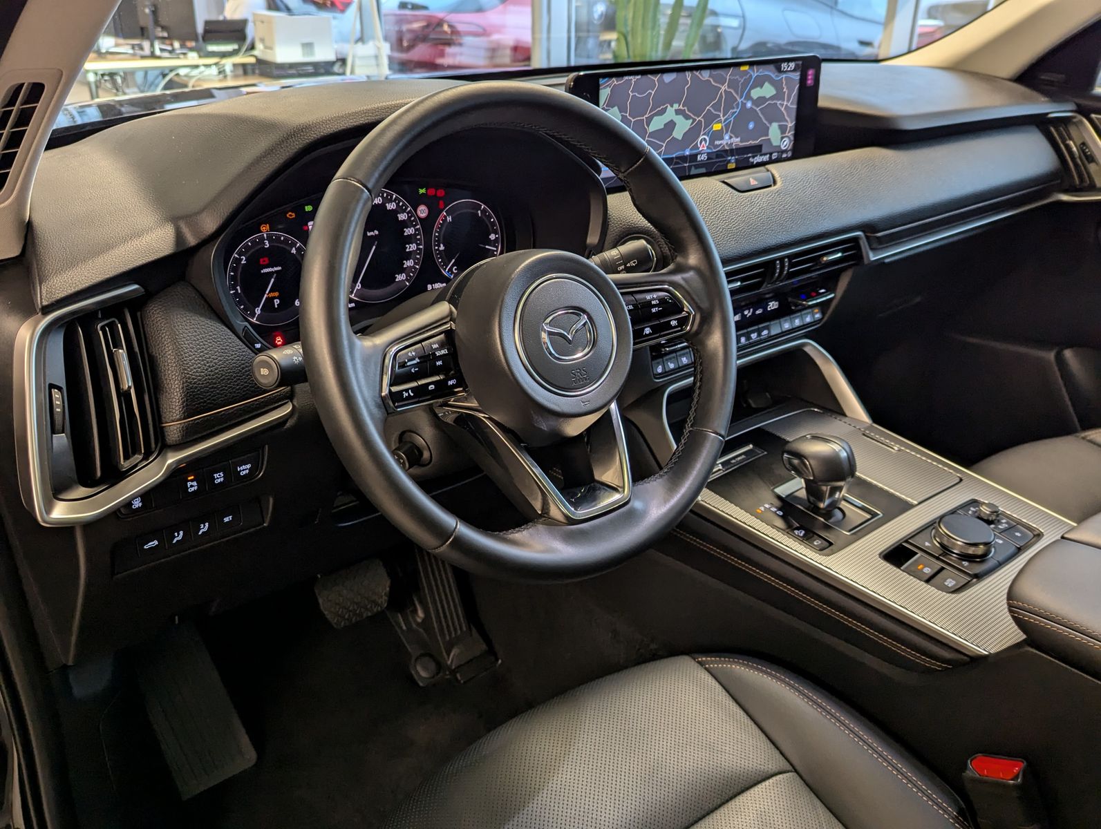 MAZDA CX-60  e-SKYACTIV-D 254 HOMURA AWD Pano HUD Bose - Image 21