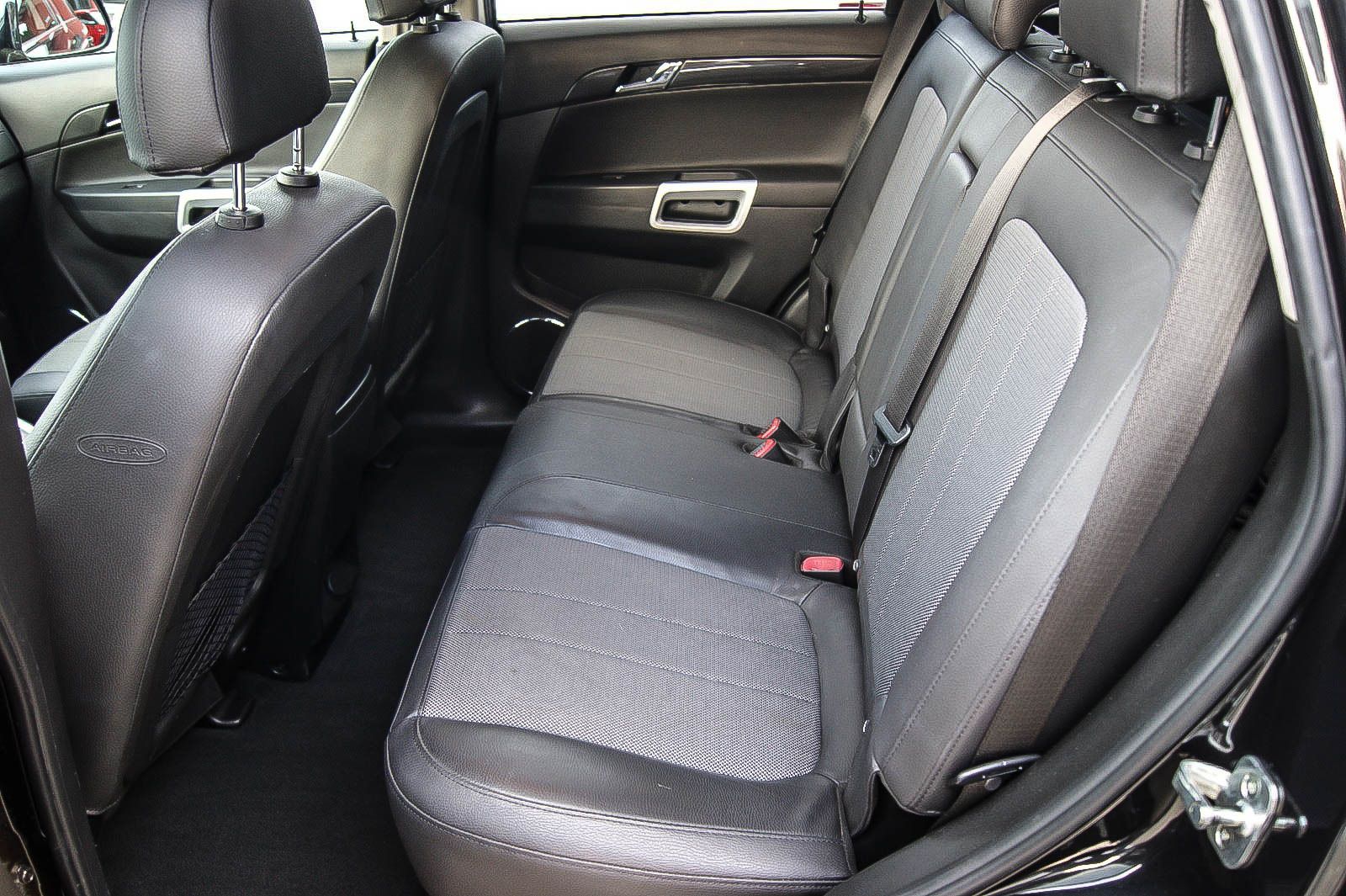 Fahrzeugabbildung Opel Antara 2.0 CDTi 4x4 170PS EDITION EURO6 NAVI PDC