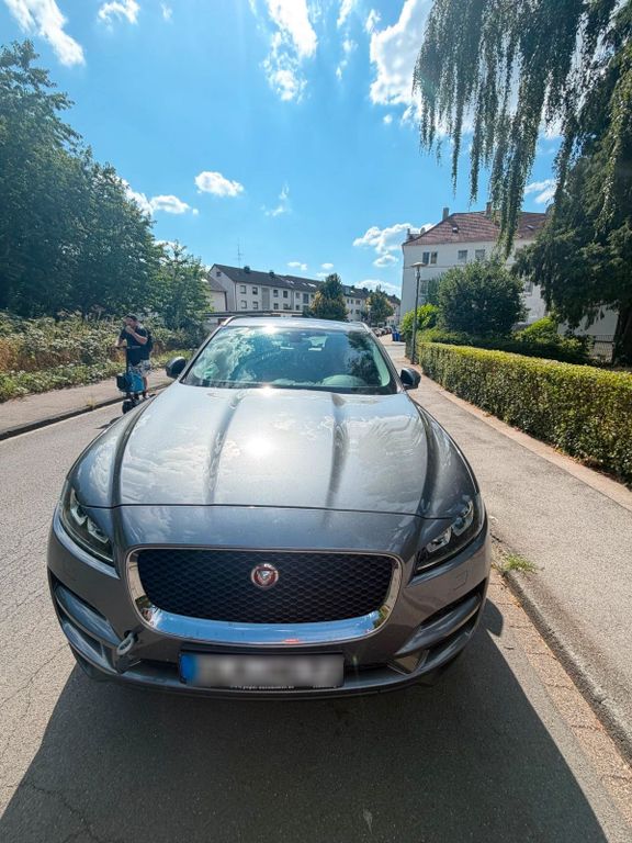 Image of Jaguar F-Pace