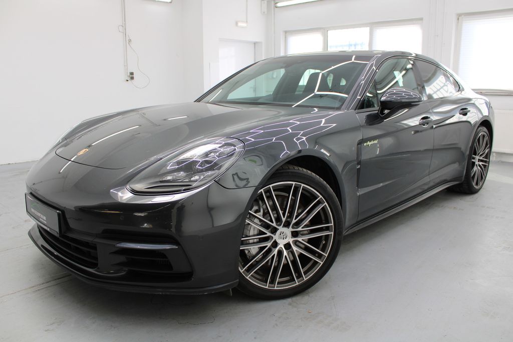 Image of Porsche Panamera