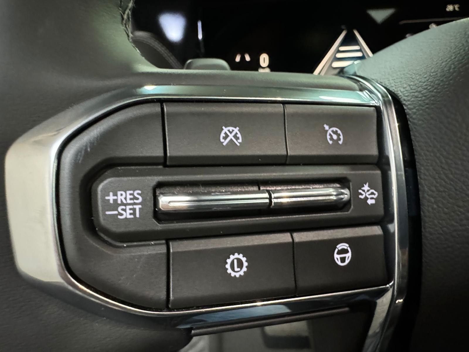 Fahrzeugabbildung GMC YUKON DENALI 2026-24" RÄDER, ENTERTAINMENT
