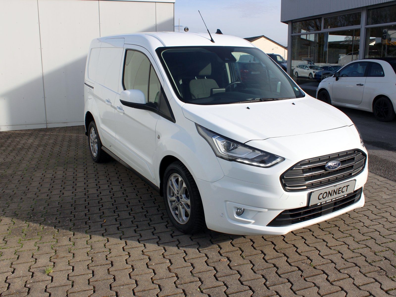 Fahrzeugabbildung Ford Transit Connect Kasten Limited 1,5 EcoBlue