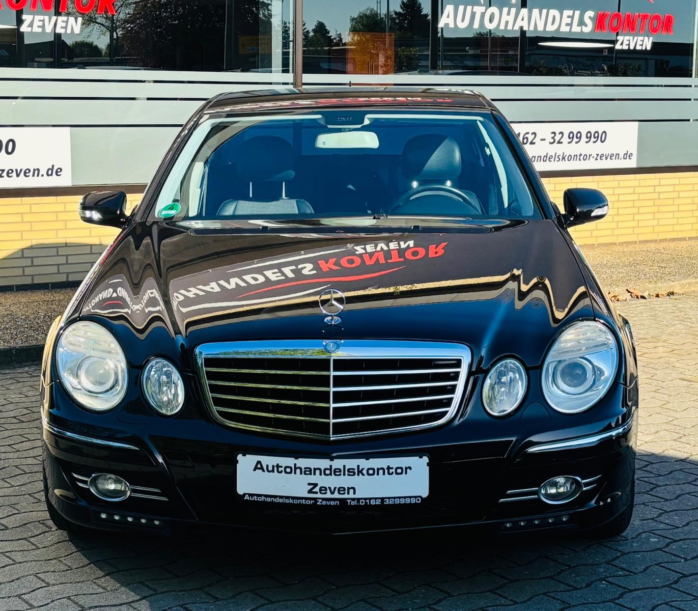 Mercedes-Benz E 200 E Limousine Avantgarde/Navi/SHZ/AHK