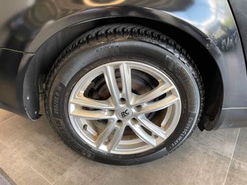 Audi A4 Avant 2.0 TDI quattro *Xenon*Sline*