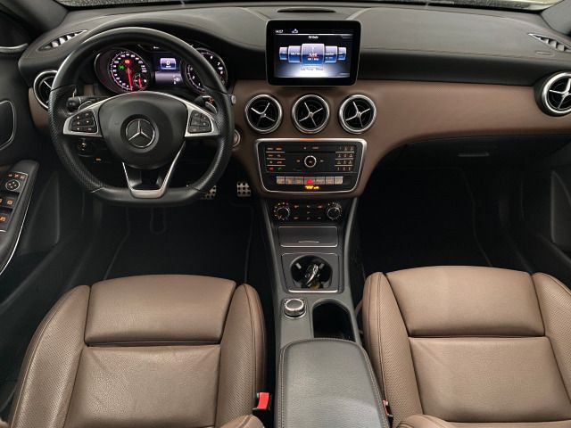 A 220 AMG Line 4Matic NAVI+LEDER+EXKLUSIV