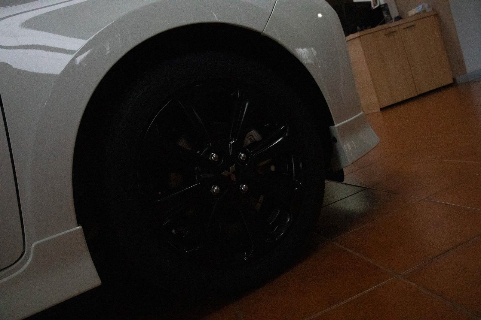 Fahrzeugabbildung Mitsubishi Space Star 1.2 Select Zeisberg Corse Edition