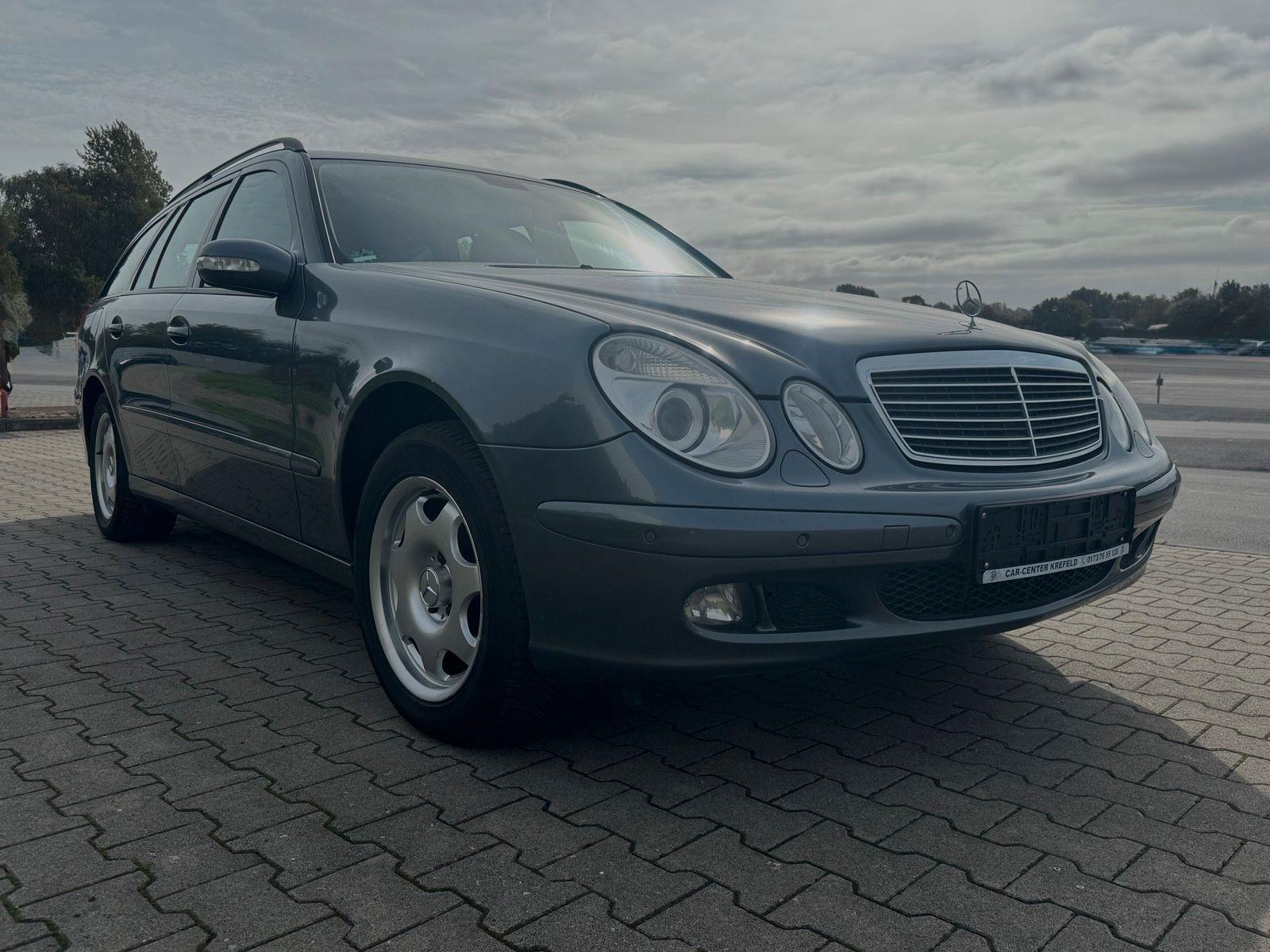 Mercedes-Benz E320 2006 — rear view