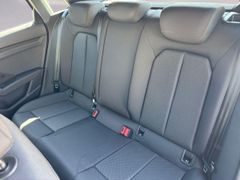 Fahrzeugabbildung Audi A3 35TFSI S line S-tronic VIRTUAL LED NAVI 1.HD