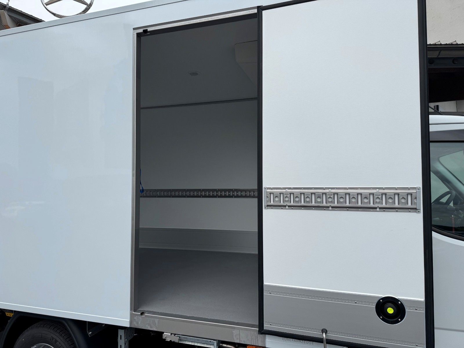 Fahrzeugabbildung Iveco Daily 70C18 HA8 *R.3750mm*Automatik*LBW*