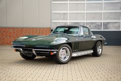 CORVETTE C2 Coupe / Schalter / orig. Farbkombi ab Werk