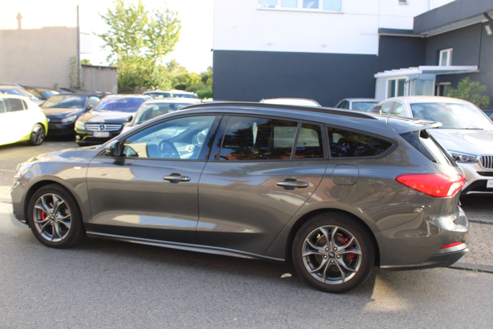 Ford Focus 1.0 ECCO BOOST* Turnier ST-Line X*DIGITAL* imagem 3