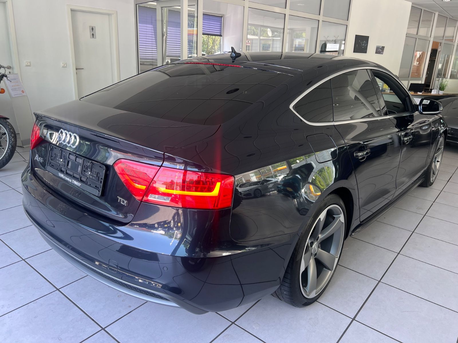 Fahrzeugabbildung Audi A5 Sportback 2.0 TDI S line Plus