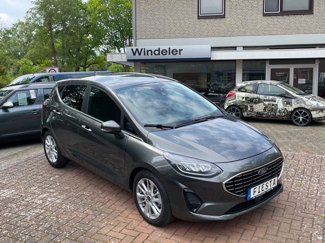 Ford Fiesta Titanium Winterpaket, einer der letzten!