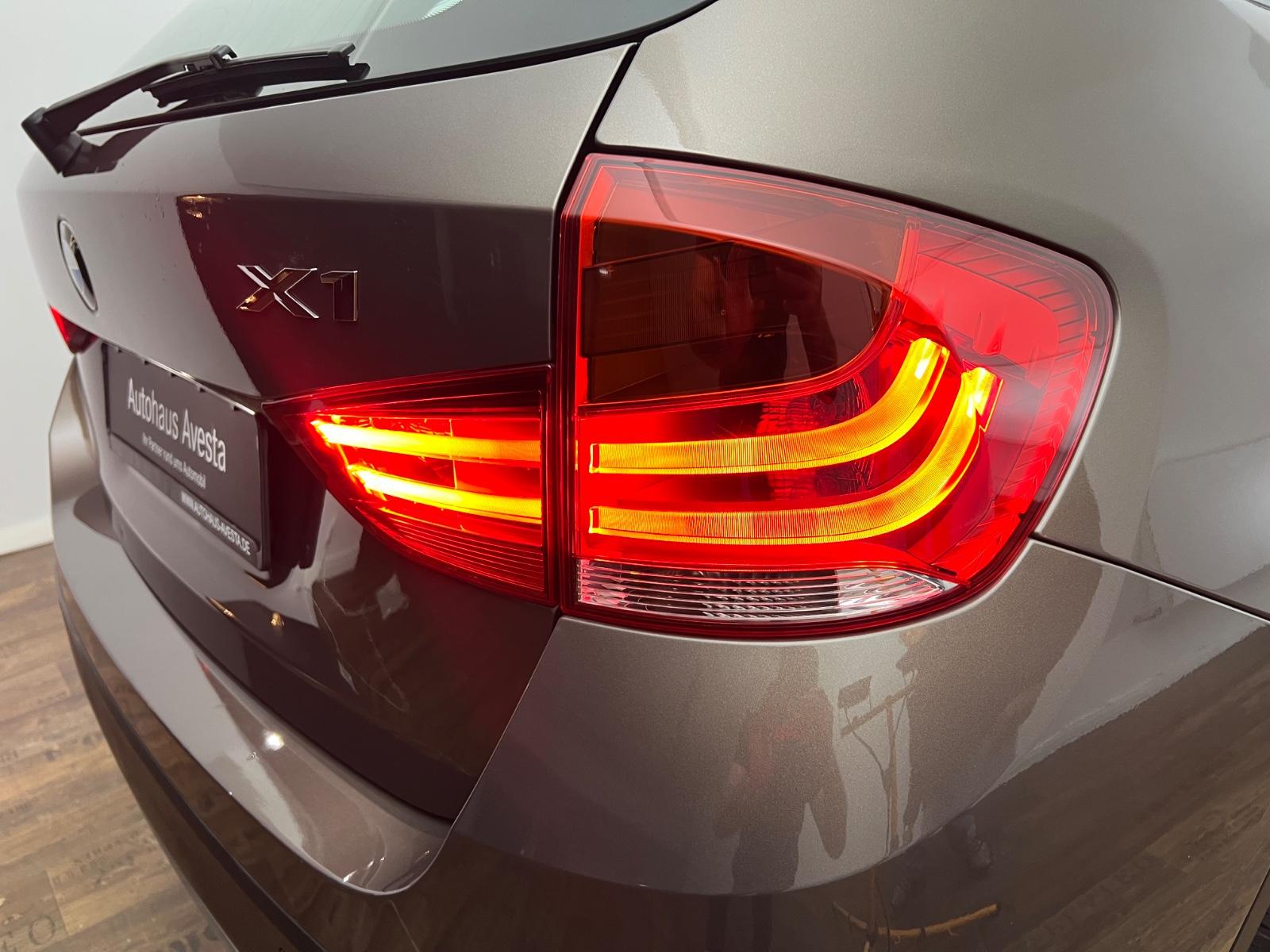 BMW X1 sDrive 20i / 1.HD / NUR 58.tKM / XENON / NAVI
