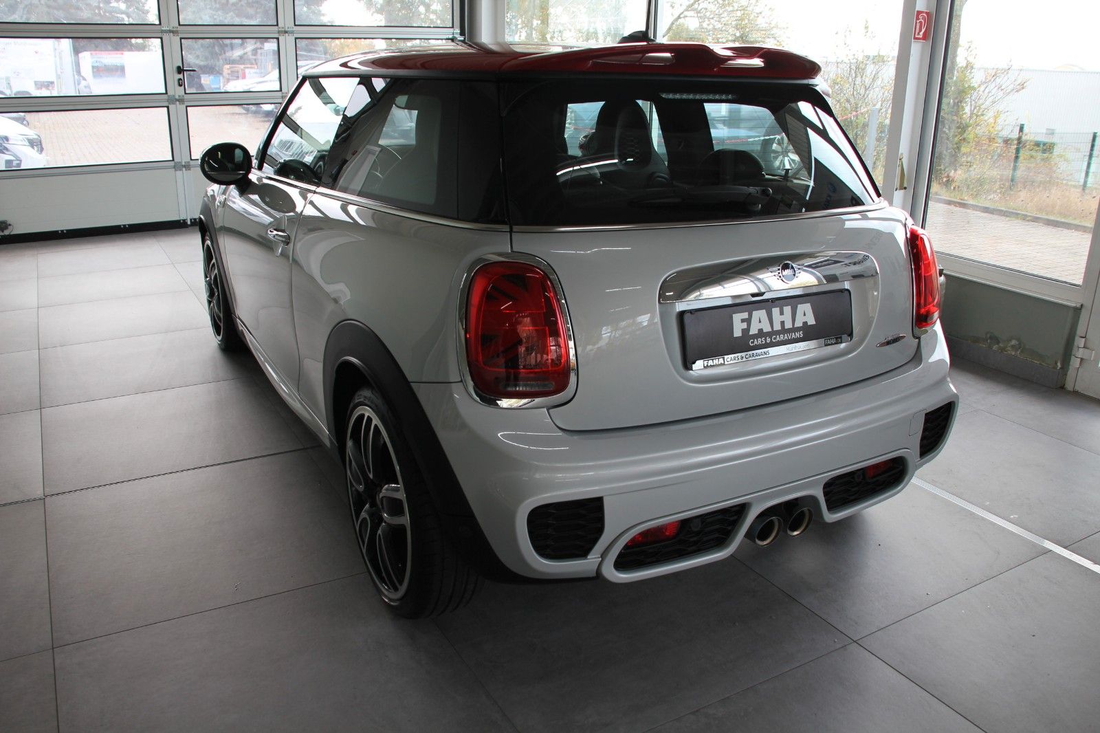Fahrzeugabbildung MINI John Cooper Works