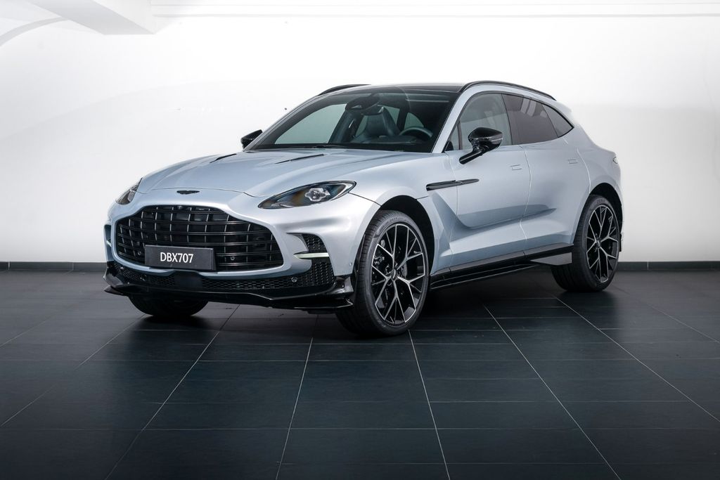 Image of Aston Martin DBX