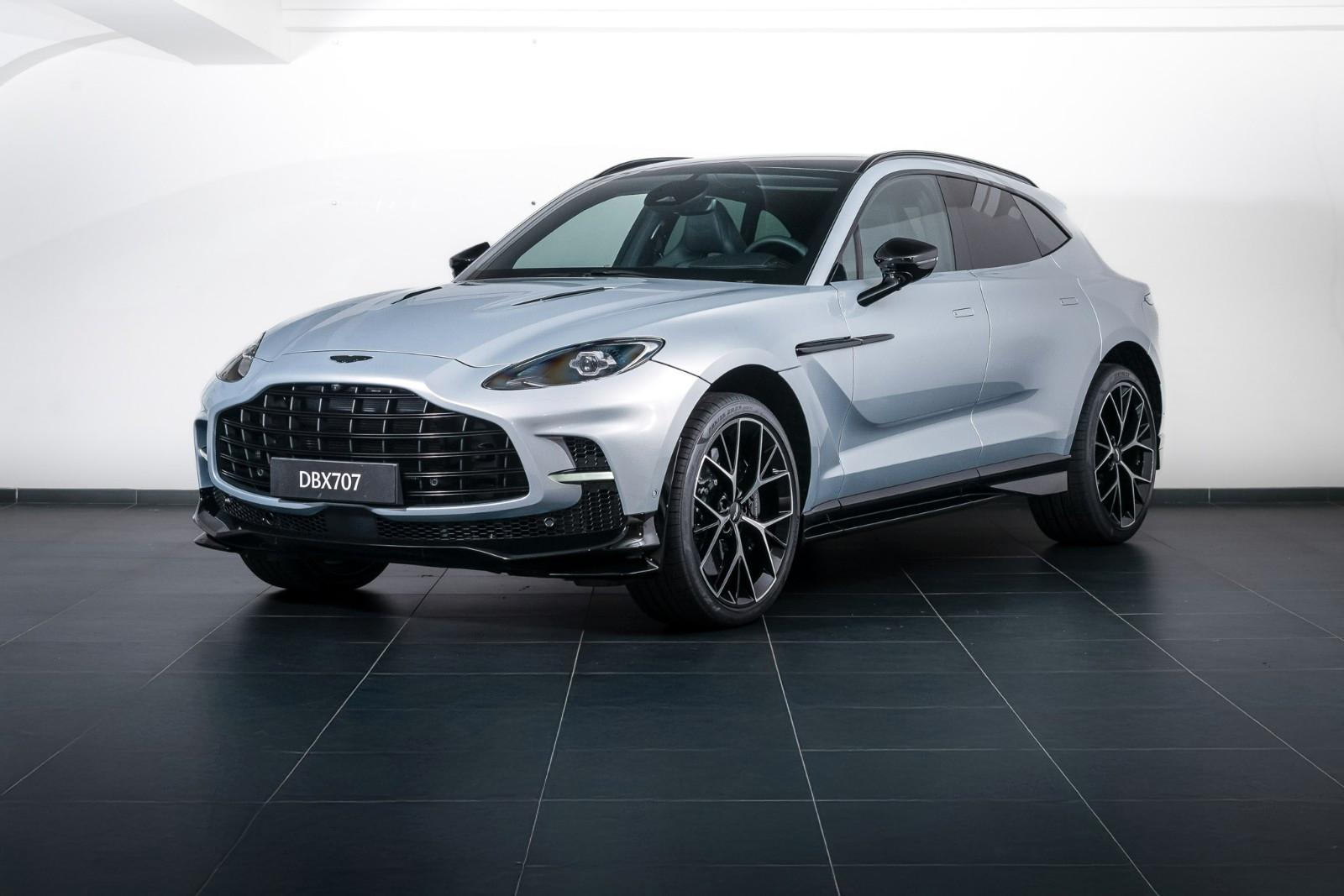 Aston Martin DBX 4.0 V8 707