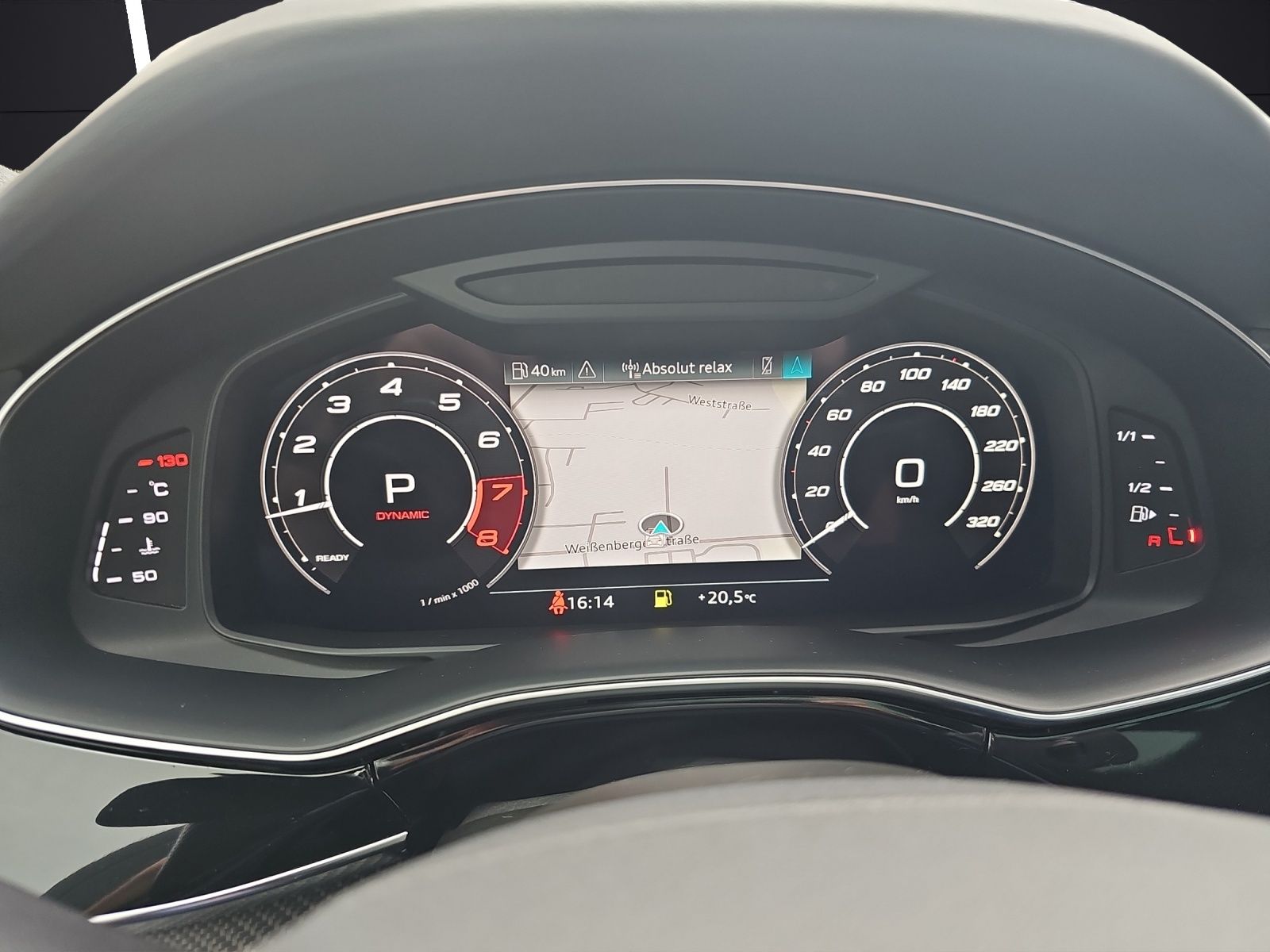 Fahrzeugabbildung Audi RS Q8 SPORT Vmax 280 23"+MATRIX +PANO+KERAMIK