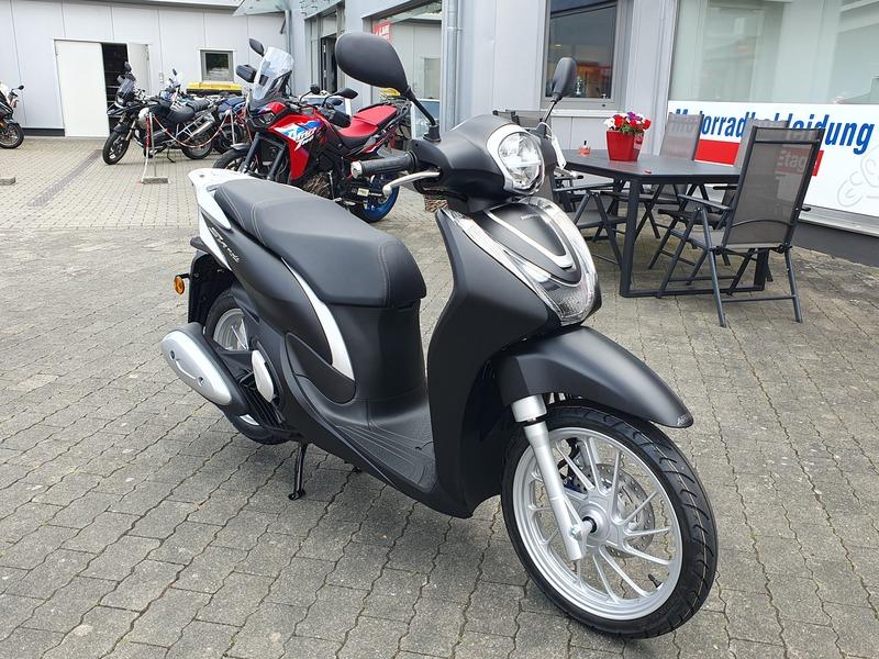 Honda SH Mode 125 0KM TZ + 6 Jahre Garantie
