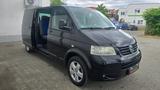 Volkswagen T5 Caravelle/8xSitze/Automatik/Lang/AHK/Tüv neu - schwarze Volkswagen T5 Caravelle