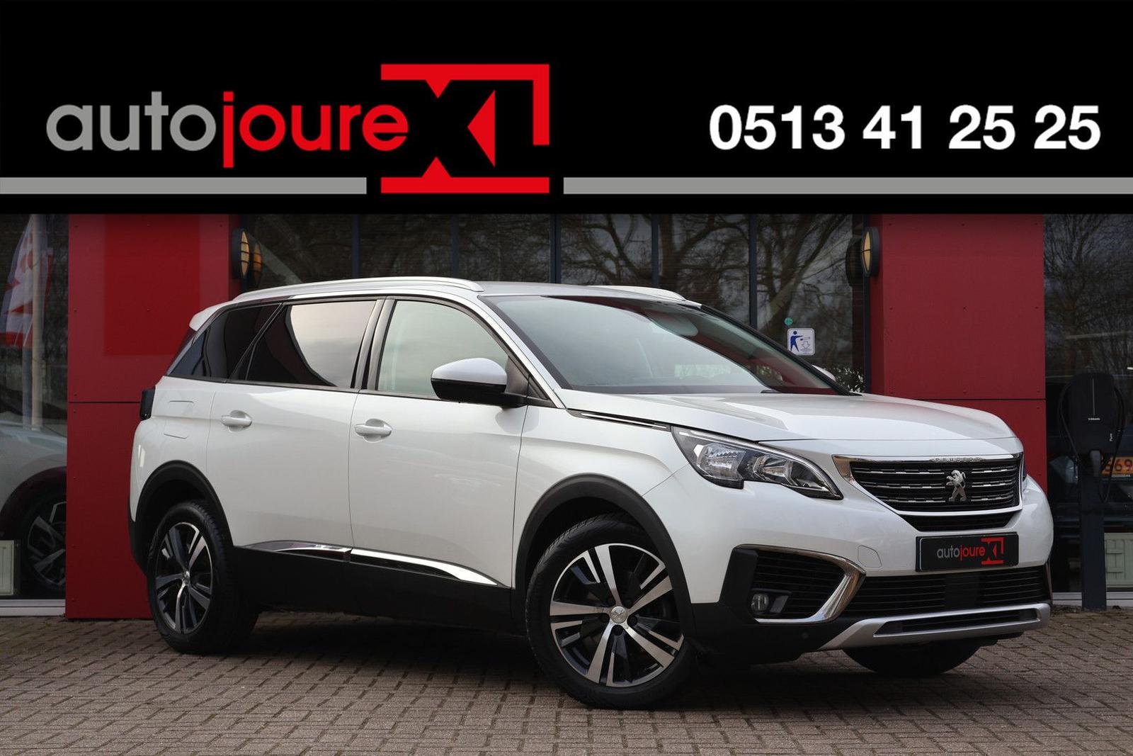 Peugeot 5008 1.6 e-THP automatik Blue Lease Premium | 7-