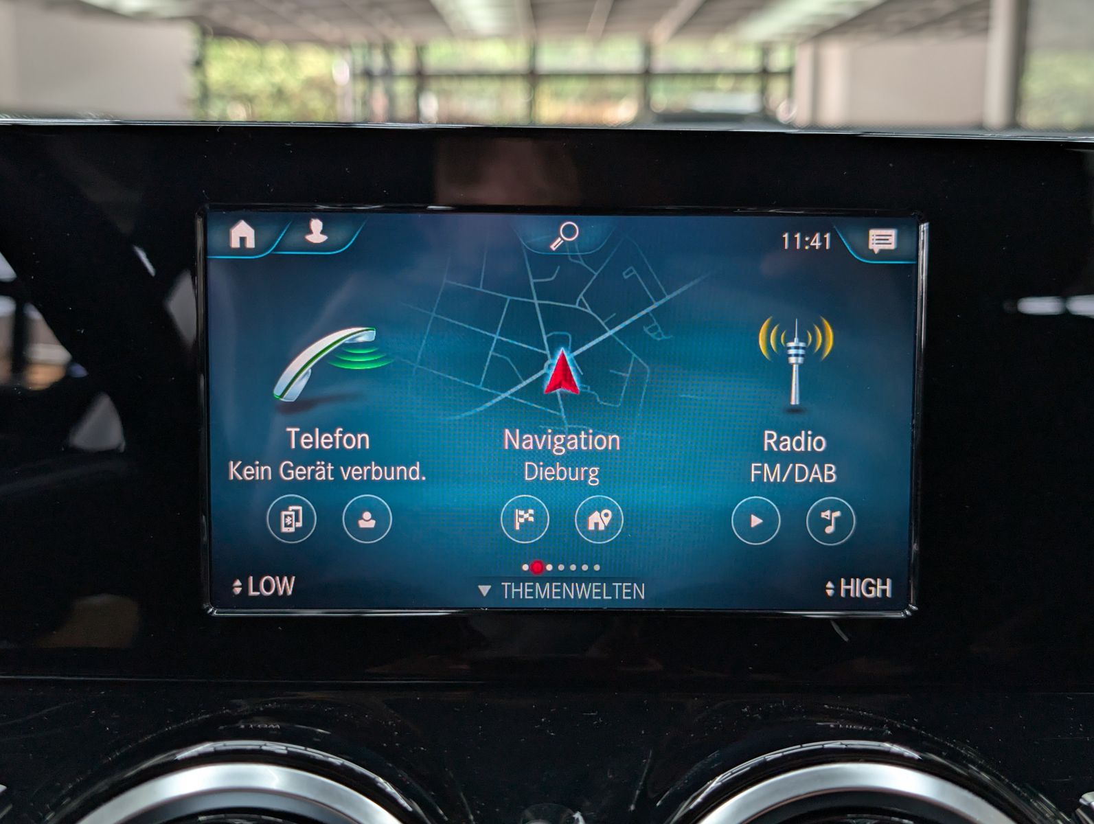 Fahrzeugabbildung Mercedes-Benz GLB 220 d MBUX LEDER VIRT APP KAM LED SHZ ALU
