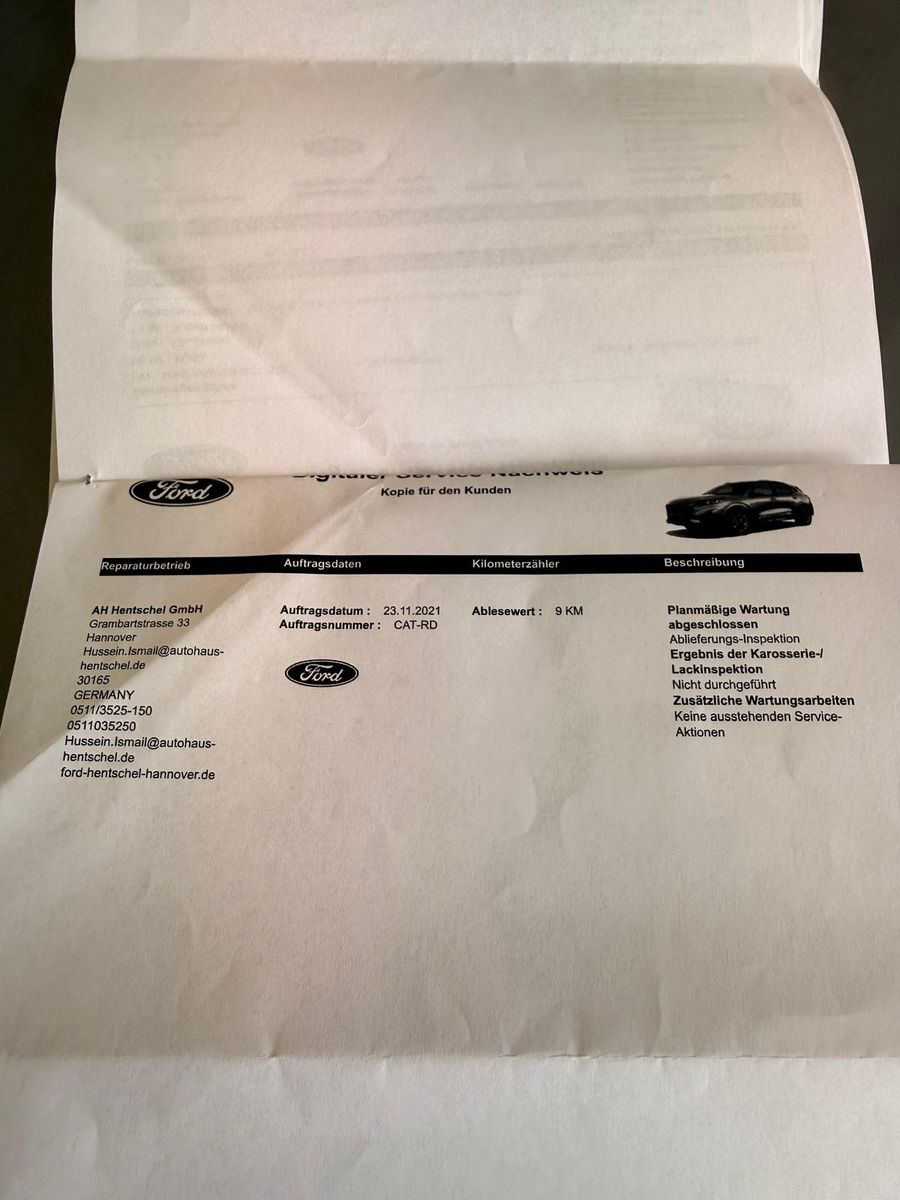 Fahrzeugabbildung Ford Kuga ST-Line X / LED / KAMERA / 25TKM