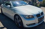 BMW 325i Cabrio 6 Zylinder/XEN/NAV/LEDER/8XALU/PDC/ - BMW 325 aus 2007: 325i