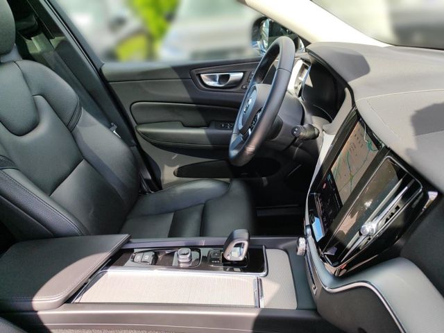 VOLVO XC 60 (Bild 23 von Array)