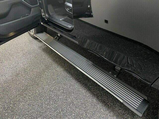 Fahrzeugabbildung Jeep WAGONEER SERIES III E-TORQUE -AUTOGAS-HUD-LUFTF.