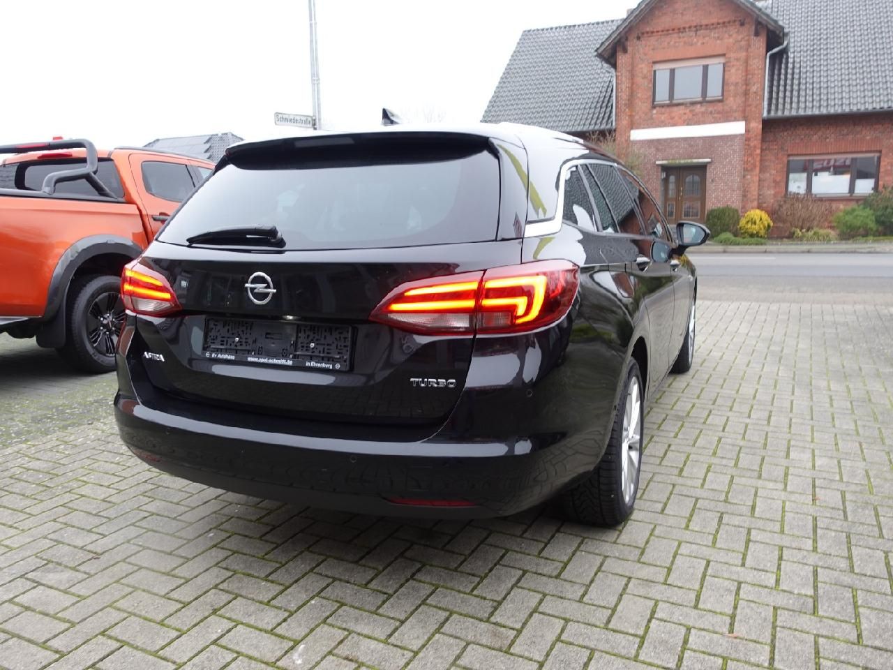 Fahrzeugabbildung Opel Astra K Sports Tourer 1,4 Innovation