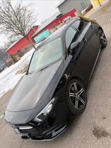 Mercedes-Benz A 250 7G-DCT AMG Line