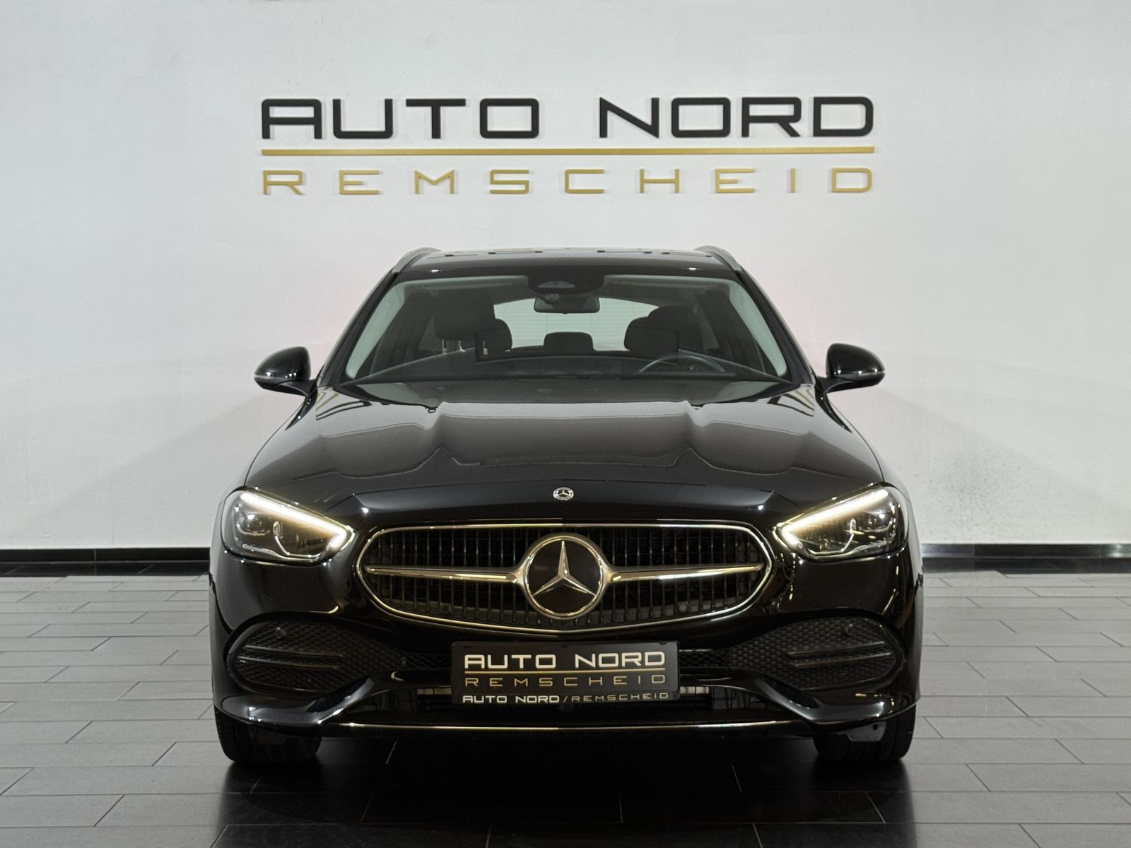 Mercedes-Benz C 300 e T*LED*MBUX*Kamera*DAB*Navi*Avantgarde* imagem 2